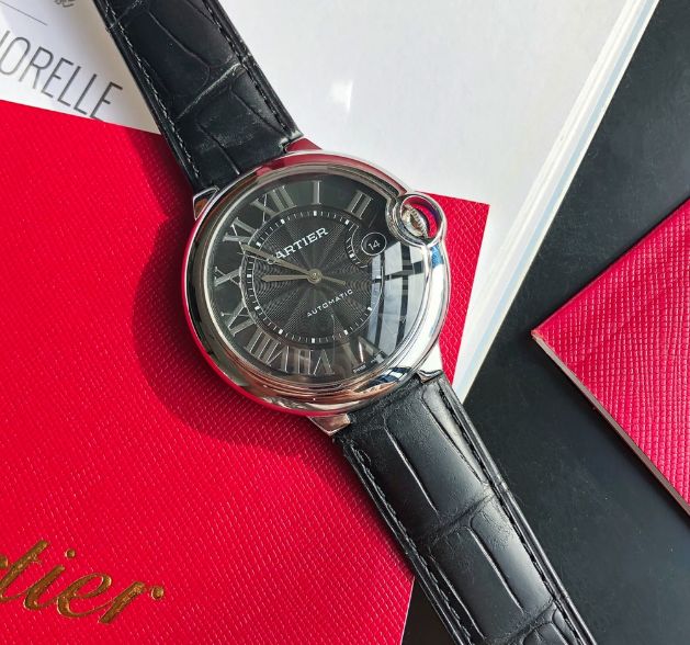 Cartier ロンドソロ ドゥ カルティエ 腕時計