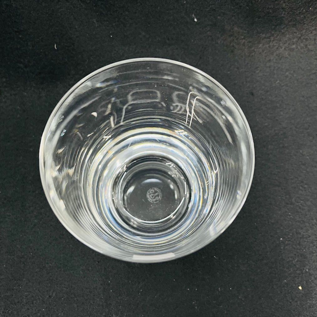 【中古】バカラ パーフェクション オールドファッション　ロックグラス1客　1100238　すとんとしたストレートではなく上に開いた斜めカットシェープです【送料無料】 中古】バカラ パーフェクション オールドファッション ロックグラス1客