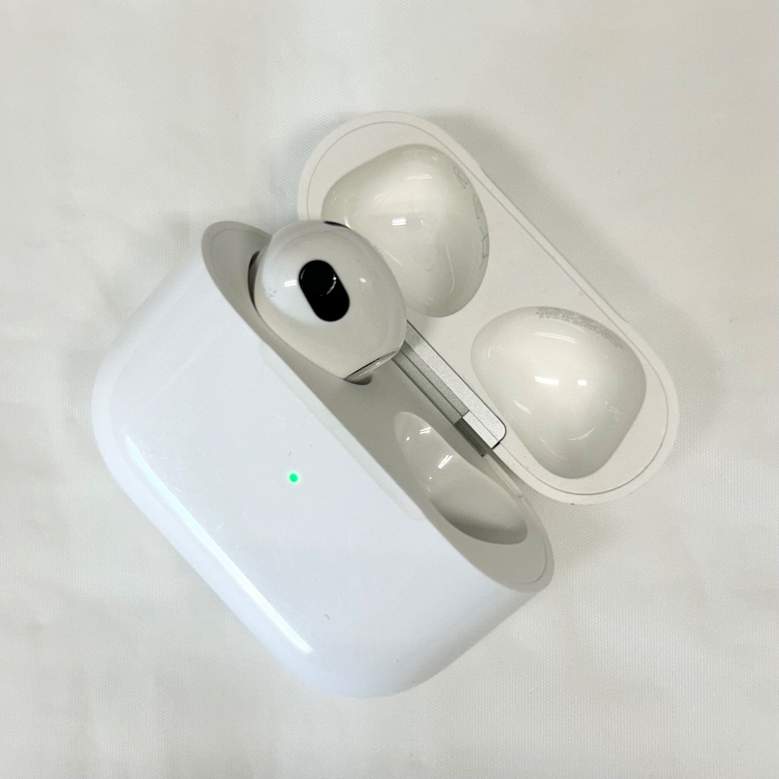Apple AirPods 第3世代 左耳 + 充電ケース - メルカリ