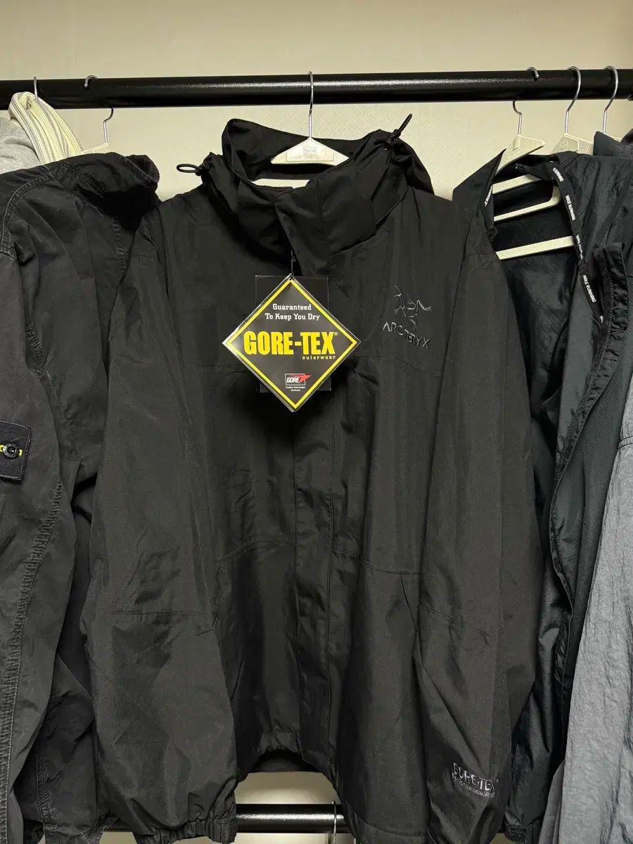 ARC TERYX アークテリクス GORE-TEX₍ゴアテックス ウィンドブレーカー
