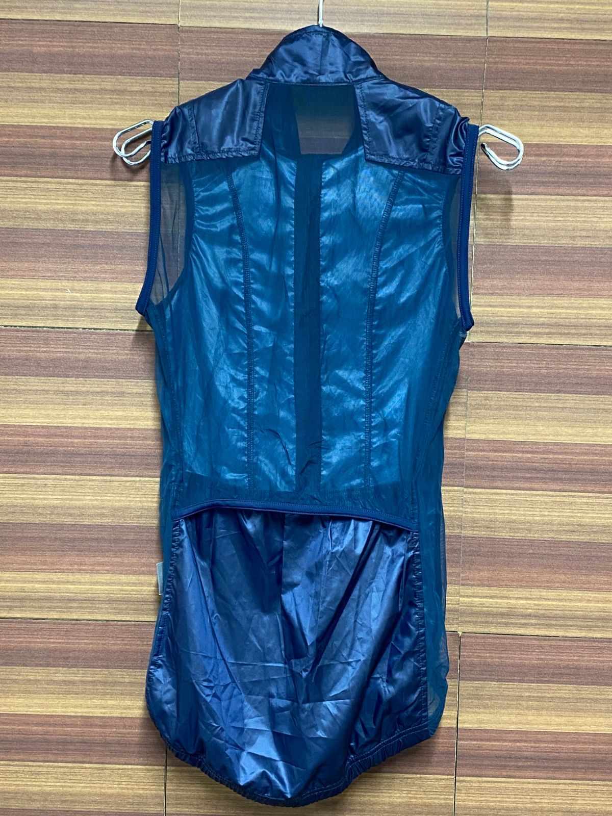 IN560 カフェドシクリステ Cafe du Cycliste Petra Gilet Woman ジレ
