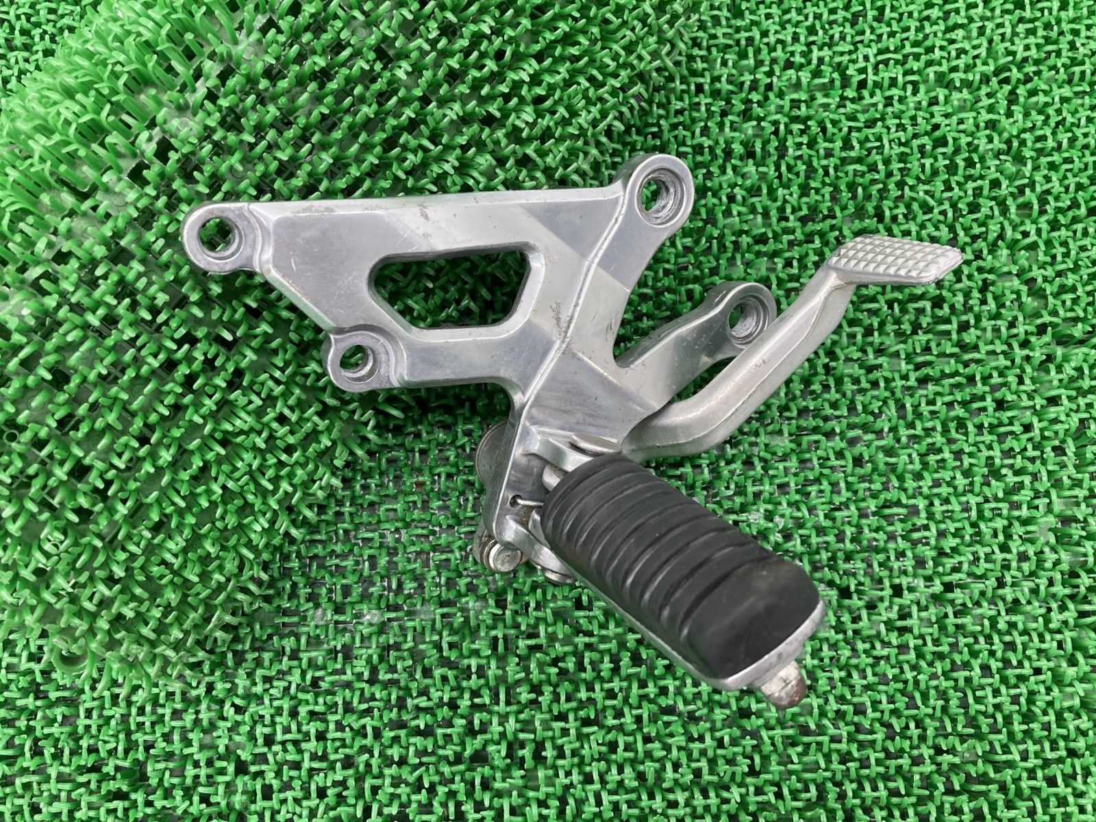 ZX-12R ステップ 右 1236 カワサキ 純正 バイク 公式 部品 ZXT20B ペグ