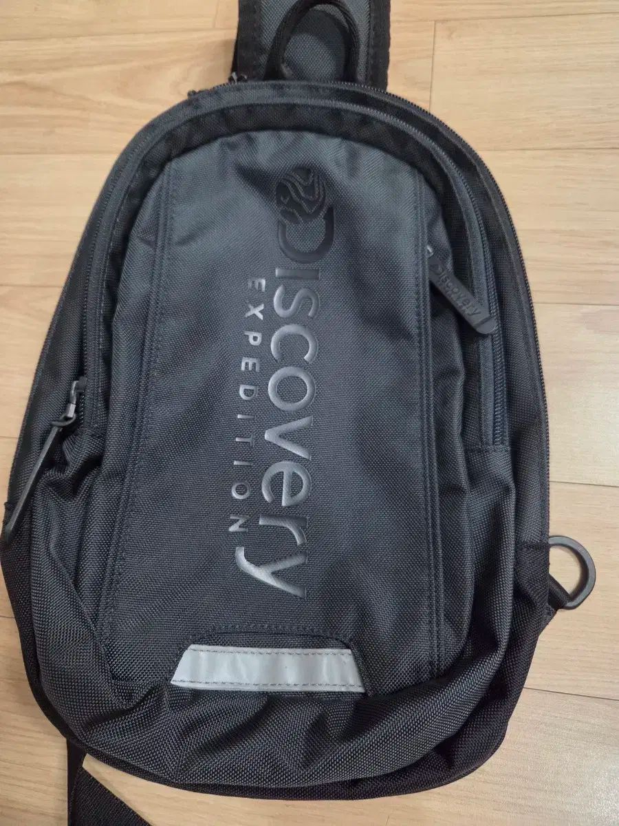 Discovery Expedition ディスカバリー エクスペディション スリングバッグ ブラック