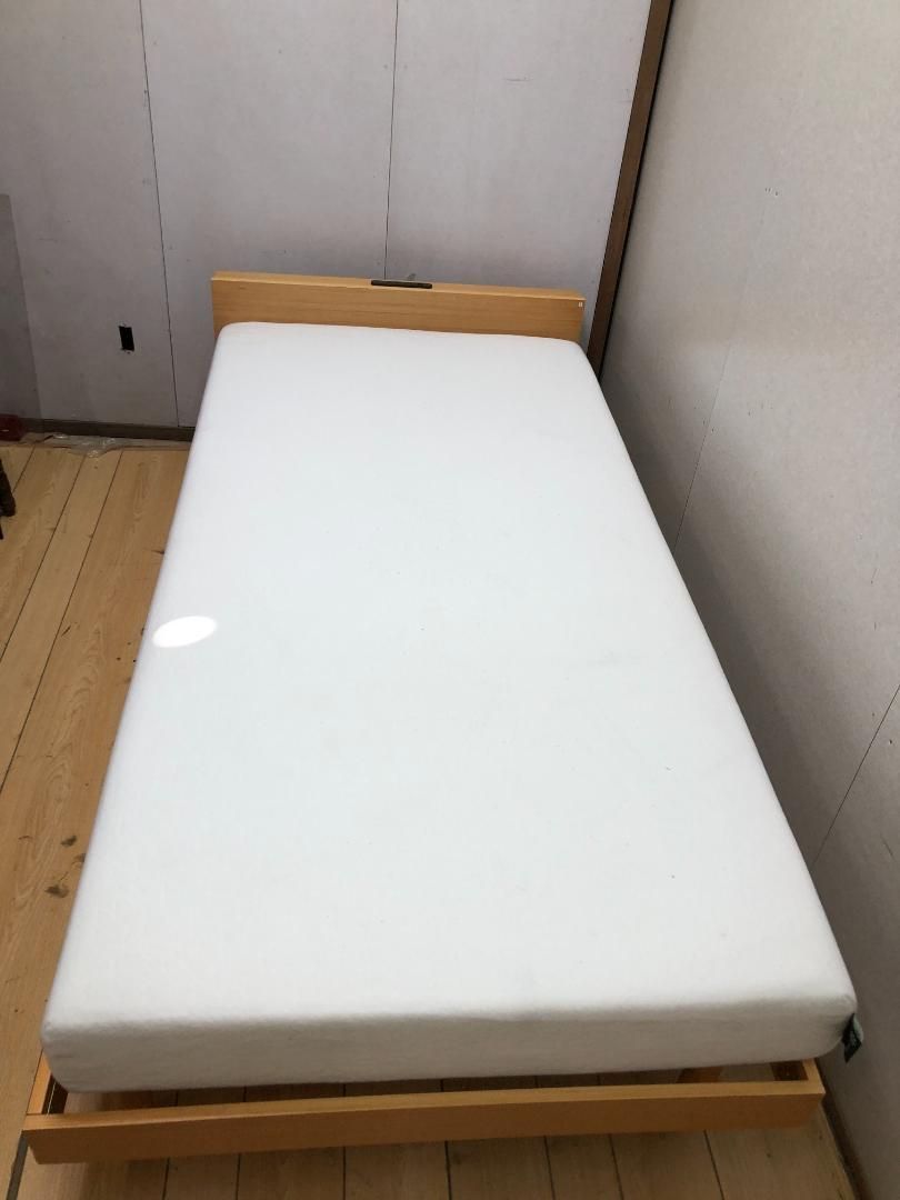 ZINUS ジヌス シングルベッド USB電源 コンセント 木製ベッドフレーム 高反発マットレスセット 251009-7-