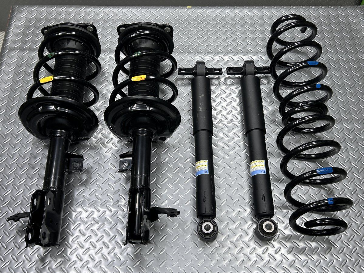 新車外し 40系 アルファード|ヴェルファイア 純正サスキット 品番48510-V2030|48520-V2030|48530-V2040 AGH|AAHH|TAHA|40|45 24110006