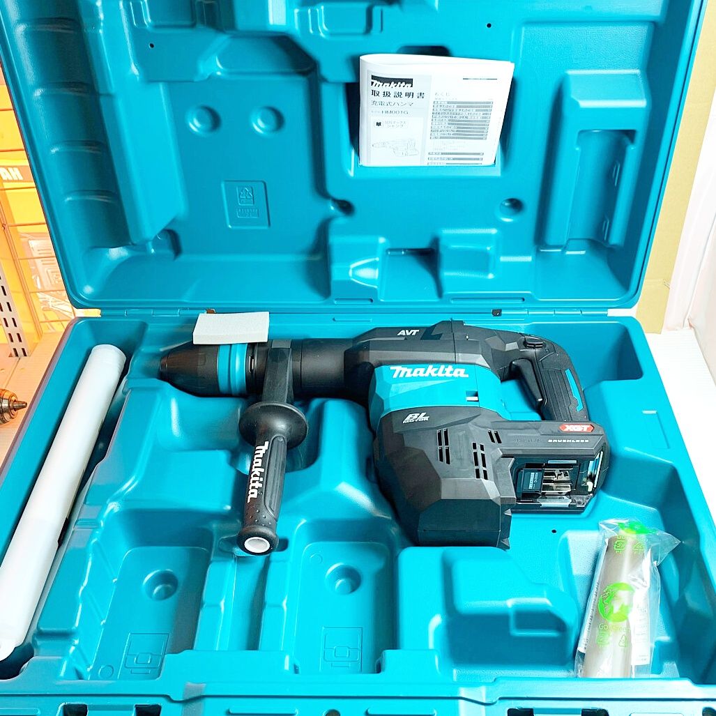 ♭♭MAKITA マキタ 無線連動機能付（ワイヤレスユニット別売）　充電式ハンマ　本体とケースのみ HM001GZK ブルー