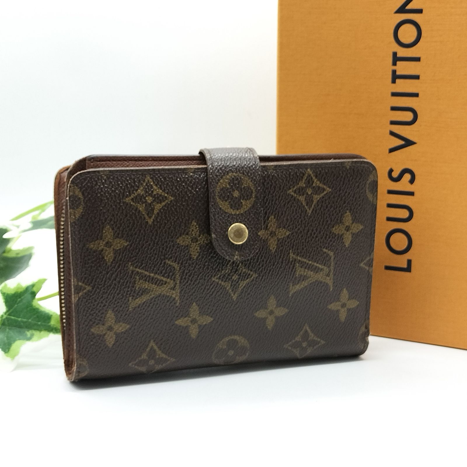 ルイヴィトン 二つ折り財布 ラウンドファスナー モノグラム ポルト  