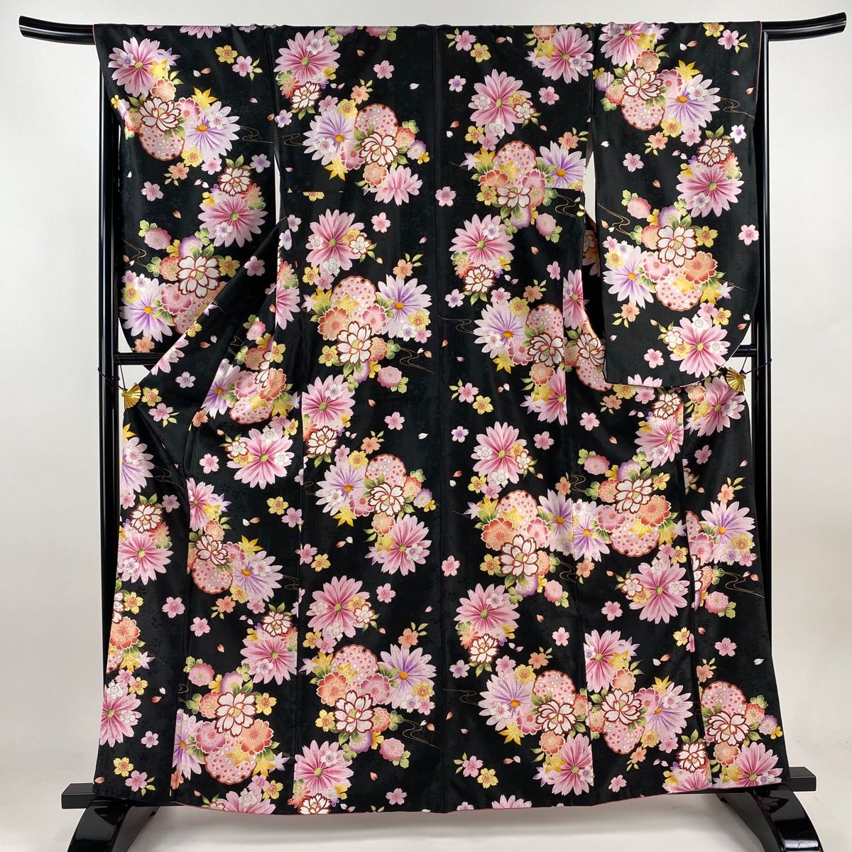 振袖 身丈163cm 裄丈66cm M 袷 二尺袖 桜 雪輪 金彩 黒 化繊 秀品