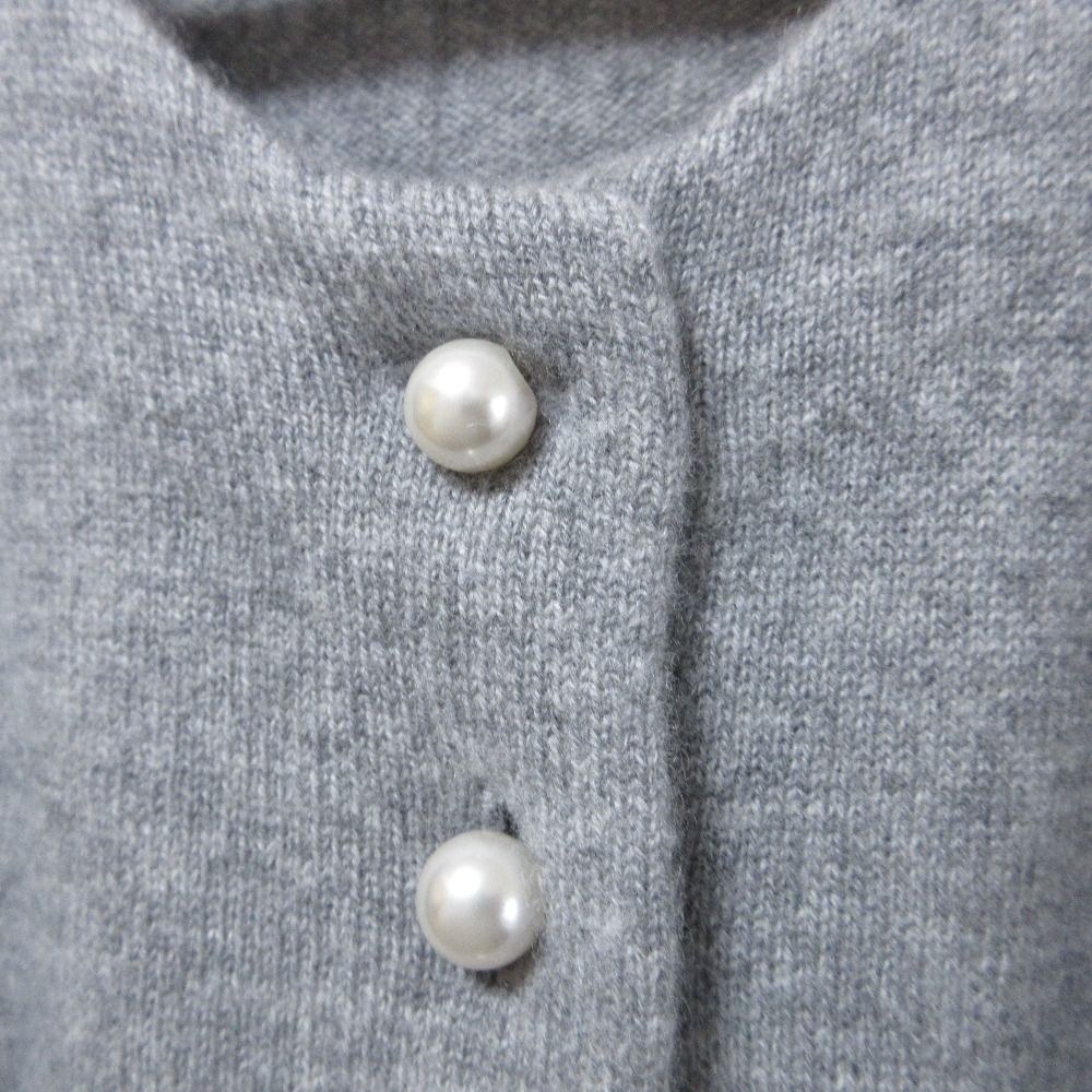 MADISON BLUE グレー パールボタン カーディガン