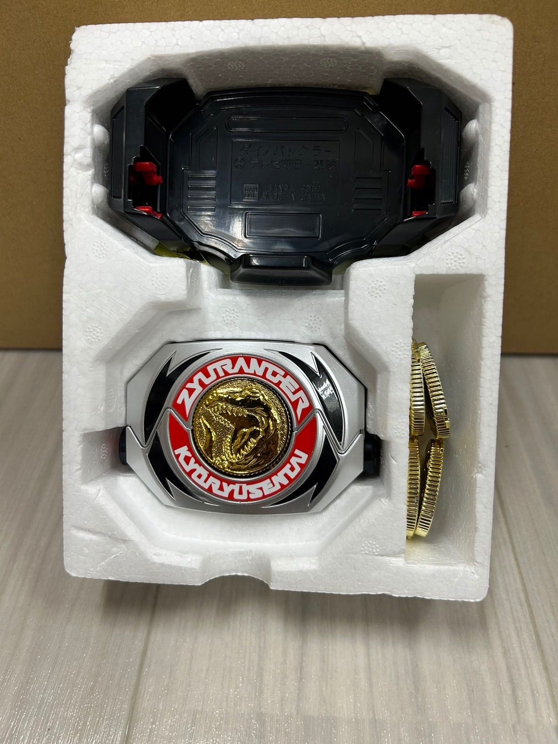 当時物 恐竜戦隊ジュウレンジャー ダイノバックラー 激レア