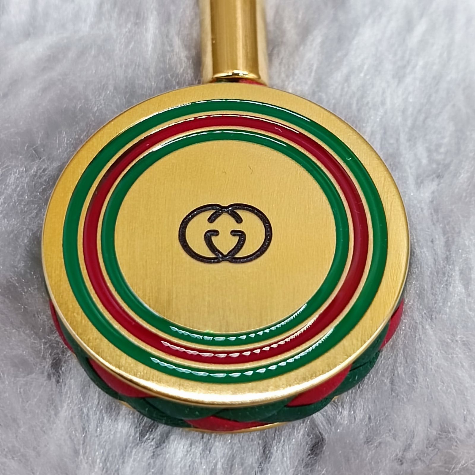 【ヴィンテージ】GUCCI チャーム　シェリー　ゴールド　ロゴ GUCCI 》 ☆美品☆ グッチ キーホルダー シェリーライン