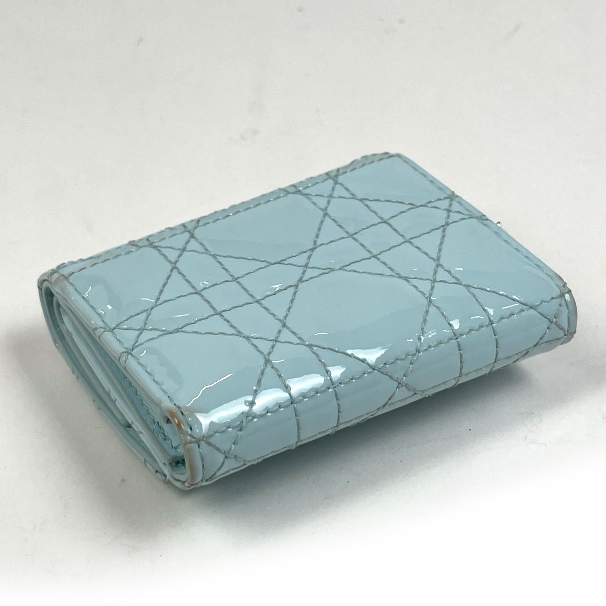 【美品】クリスチャンディオール 三つ折財布 ライトブルー パテント カナージュ 楽天市場】Christian Dior クリスチャンディオール レディディオール