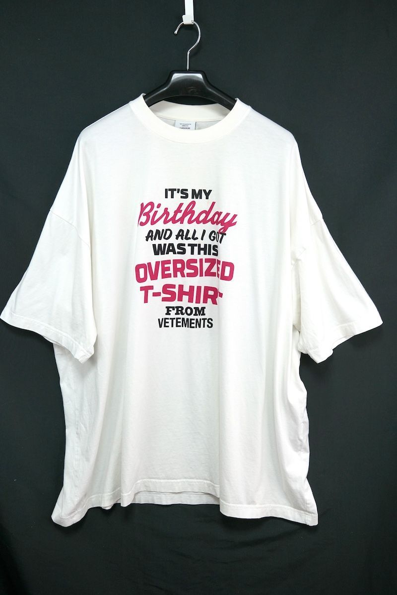 【極美品】ヴェトモン TONAL LOGO ロゴ オーバーサイズ Tシャツ L VETEMENTS OVERSIZED BIRTHDAY T-SHIRT ヴェトモン オーバー