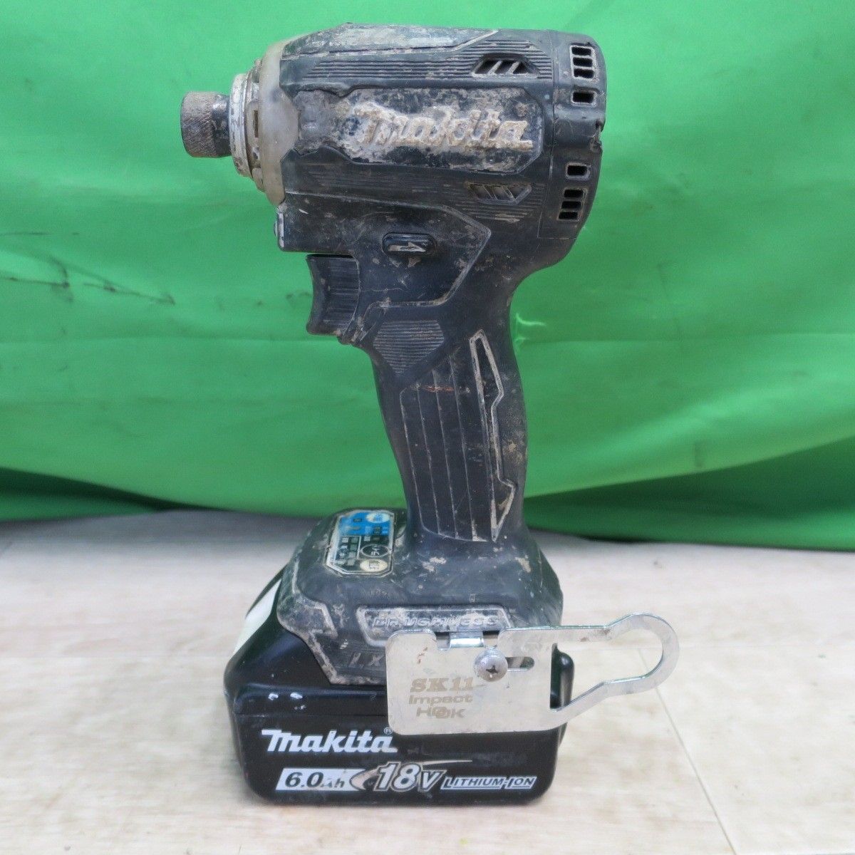 マキタインパクトドライバーTD171Dブラック本体のみmakita18v