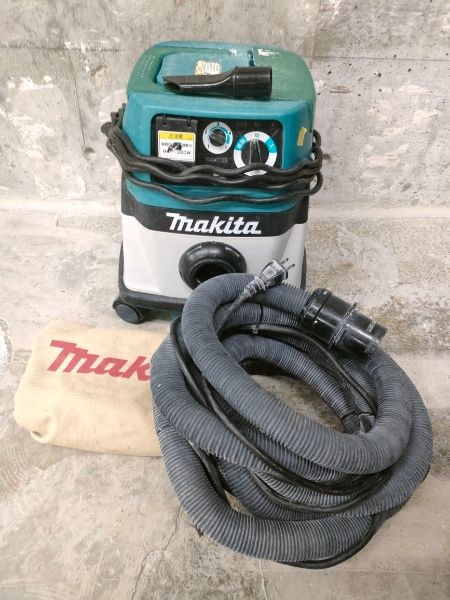 ◎マキタ 集じん機 乾湿両用 8L 483 P ? 型式不明 内部オーバーホール済み