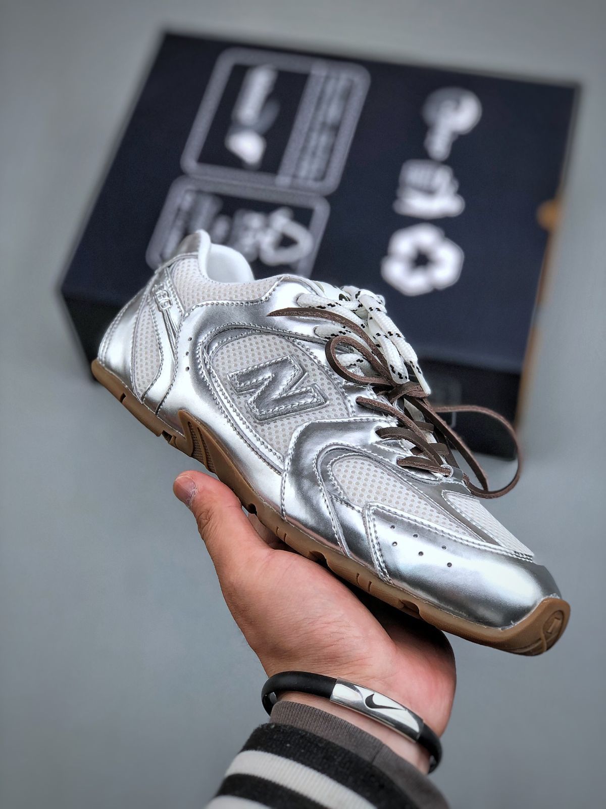 New Balance NB530 カジュアル ランニングスタイル トレーニングシューズ