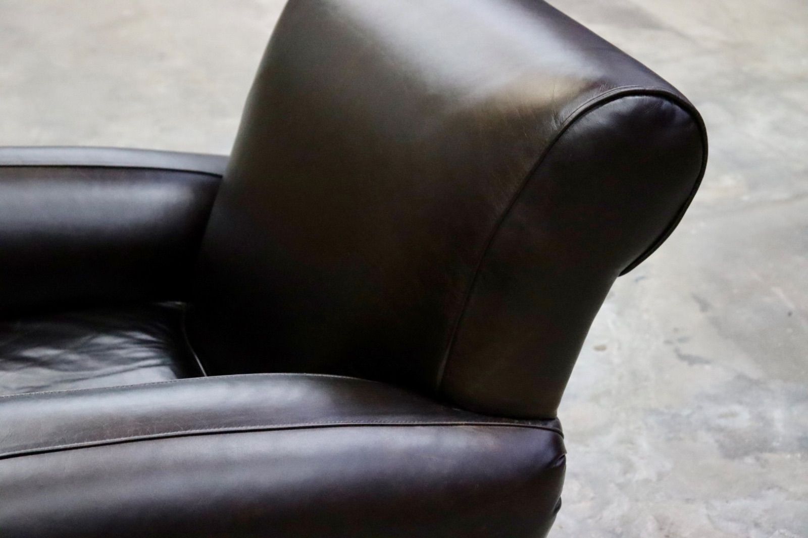 GMIK558A Pottery Barn ポッタリーバーン 1人掛けソファ シングルソファ ラウンジチェア 本革 ダークブラウン アメリカ NEXPOTALLINN_EU