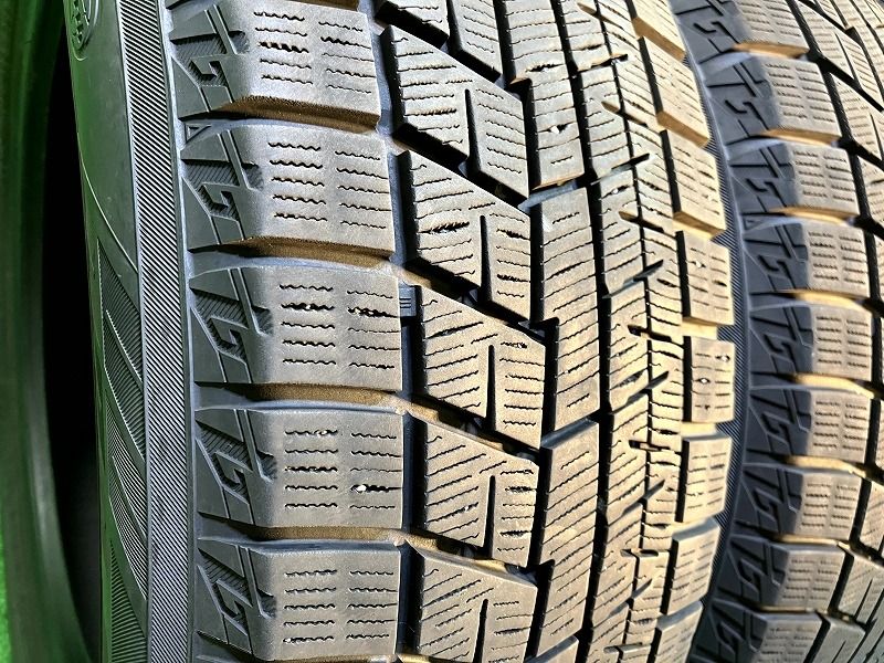 スタッドレス