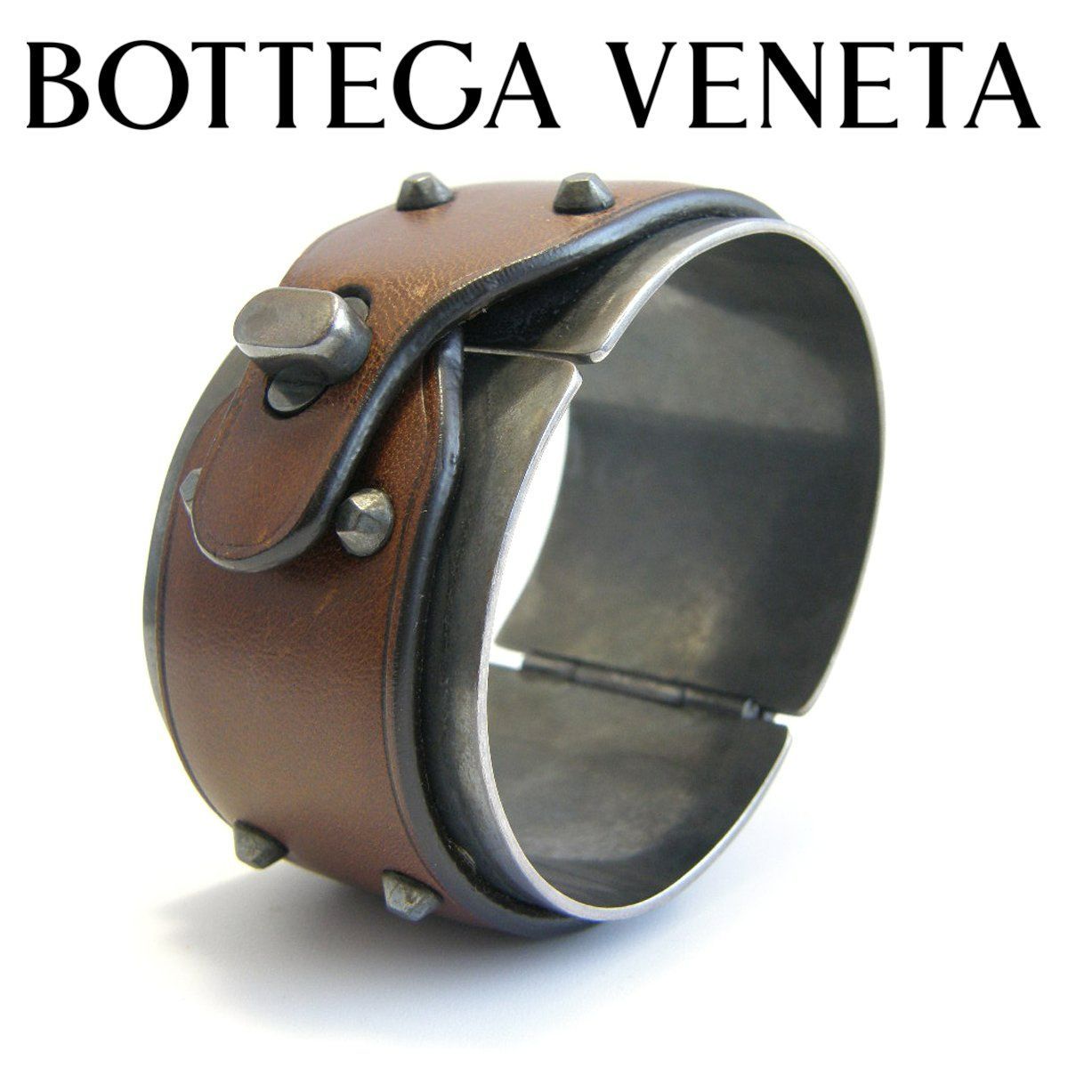 【新品】 BOTTEGA VENETA / ボッテガ ヴェネタバングル イタリア製 Ag925 レザー 本革 SILVER925 シルバー925 ブレスレット 入手困難 ボッテガヴェネタ