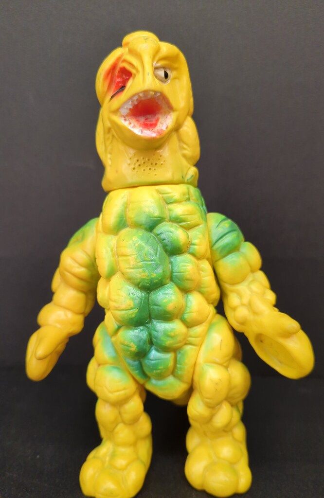 ブルマァク ブルマァクST/VINソフビ シュガロン黄色成型磁石付/山吹色