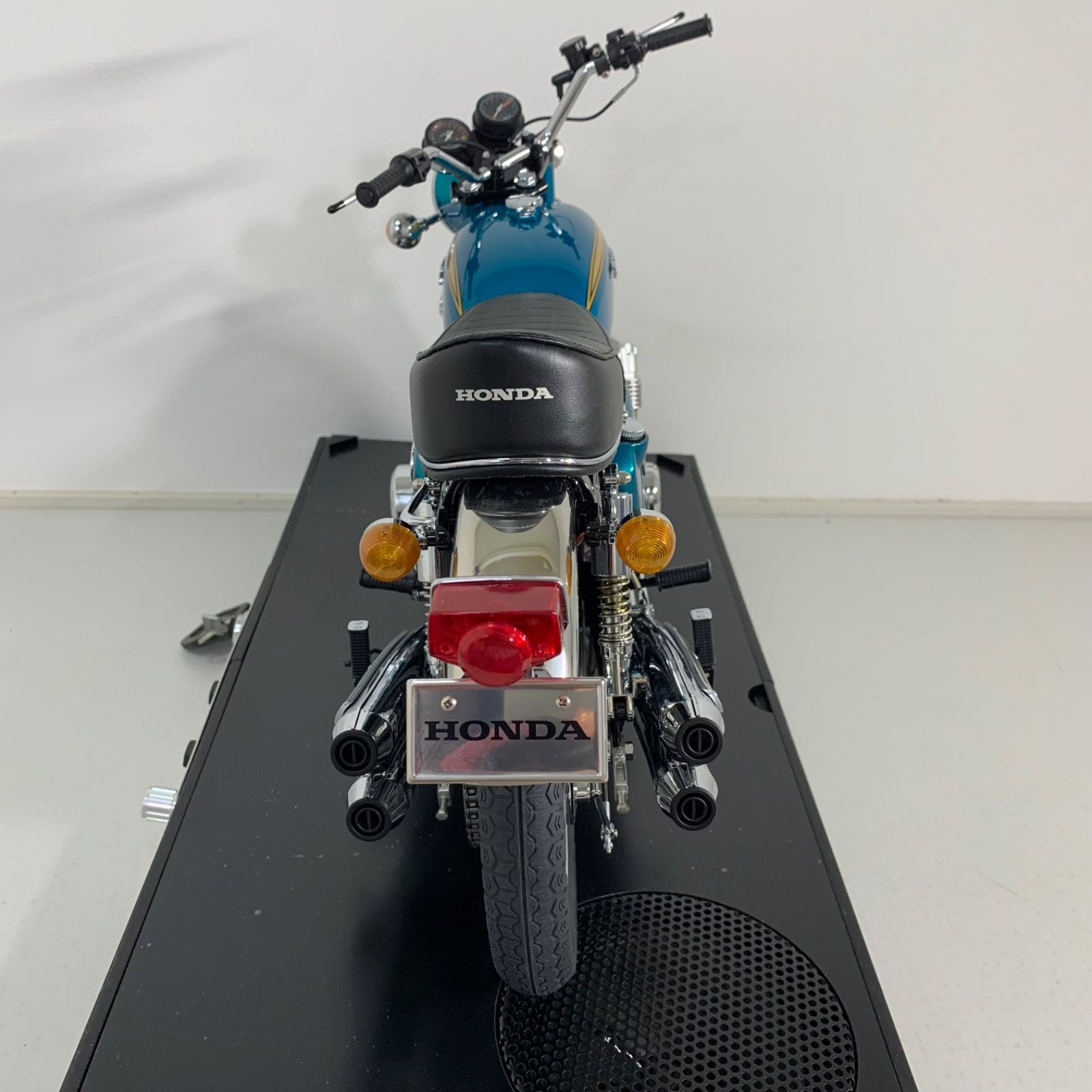 ディアゴスティーニ 1/4 CB750 完成品(ジャンク) - メルカリ