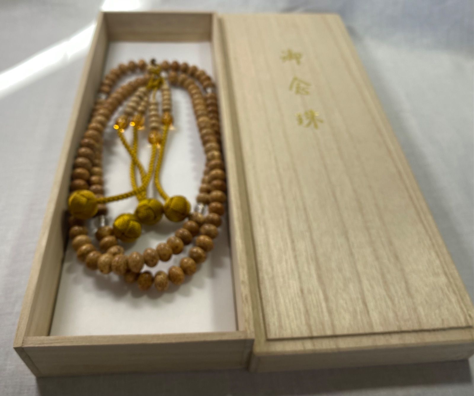 数珠 星月菩提樹真言宗白水晶仕立て108念珠になります