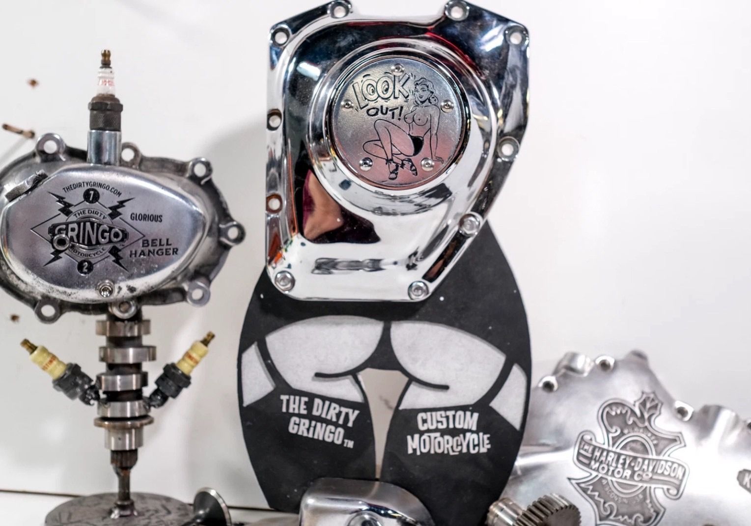 ハーレー ピンナップ ガール ポイントカバー エンジン ショベル ナックル チョッパー サバイバー スポーツスター エボ ソフテイル アイアン パンヘッド J11422 BRIGHTFACE_UK