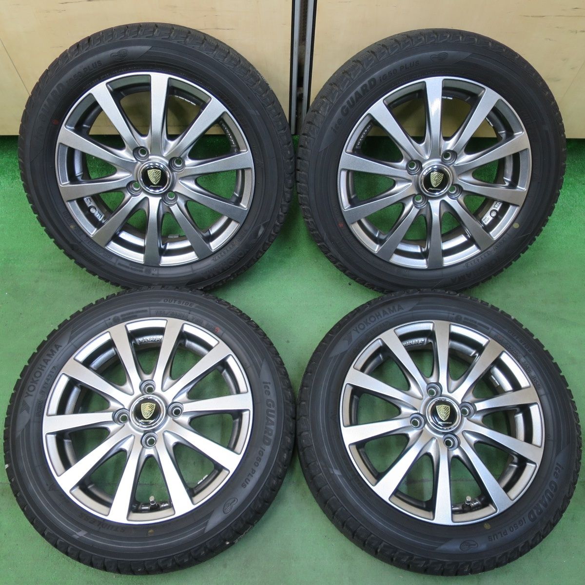 バリ溝！キレイ！9分☆スタッドレス 155/65R14 ヨコハマ アイスガード 
