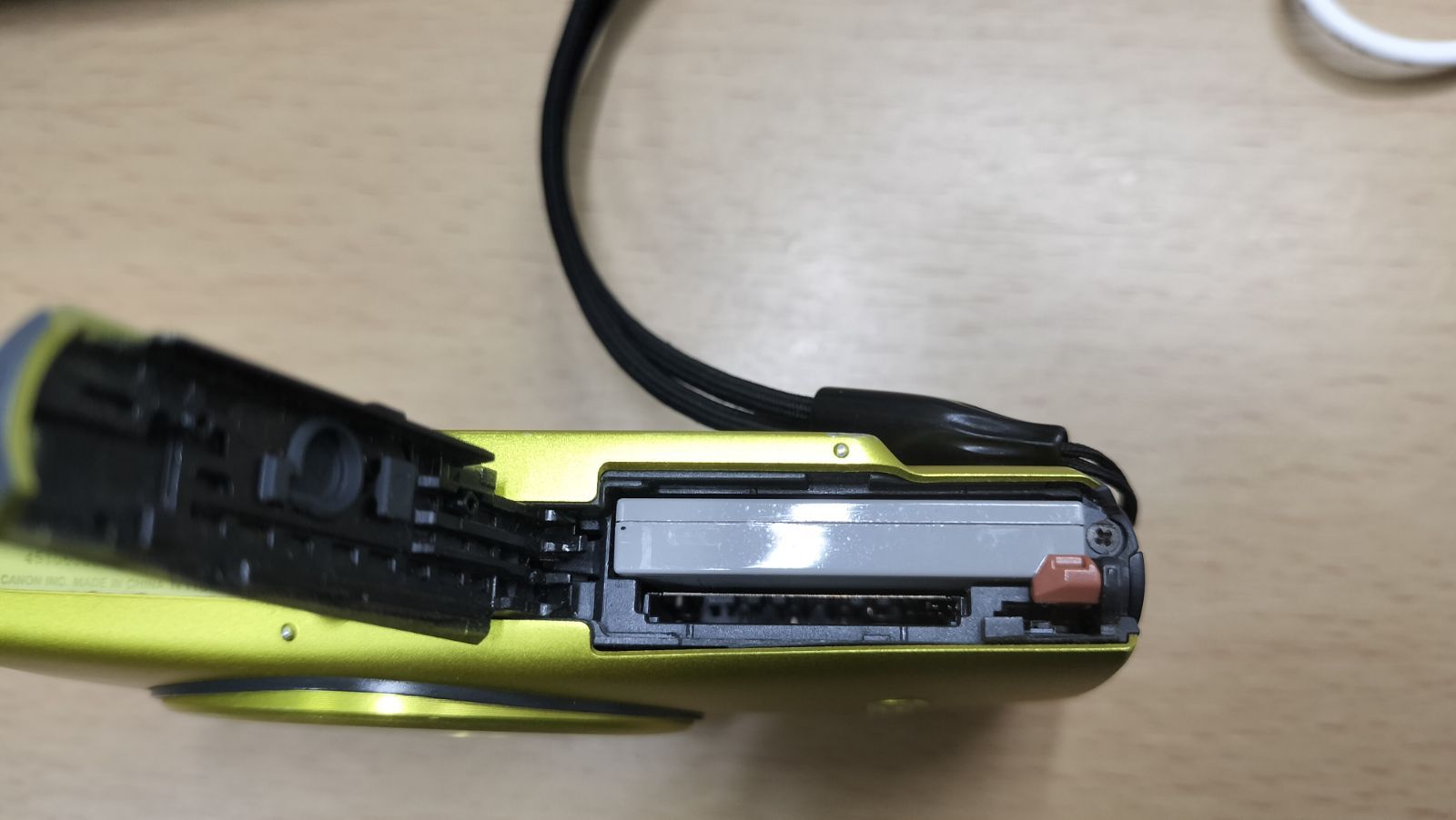 CANON IXY 600F イエロー 稼働品