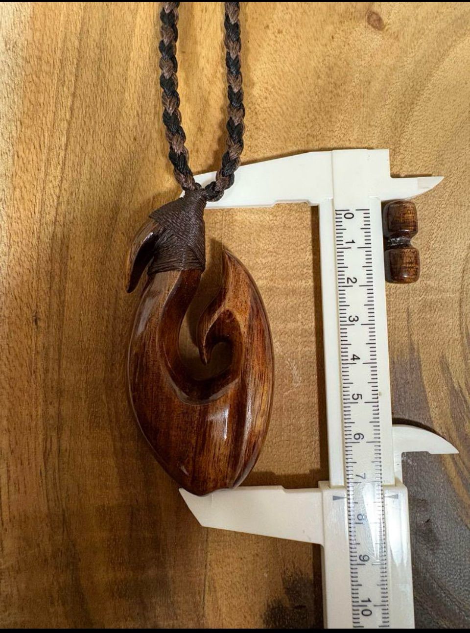 ボーンカービングネックレス