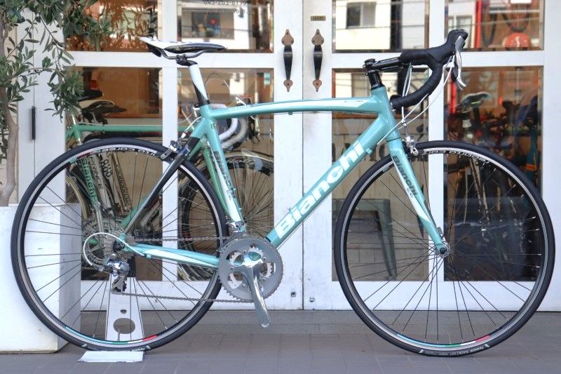 ビアンキ BIANCHI ヴィアニローネ VIA NIRONE7 2012年モデル 44サイズシマノ ティアグラ 4600 10S アルミロードバイク ビアンキ Bianchi ヴィアニローネ VIA NIRONE 7 2012モデル 57サイズ