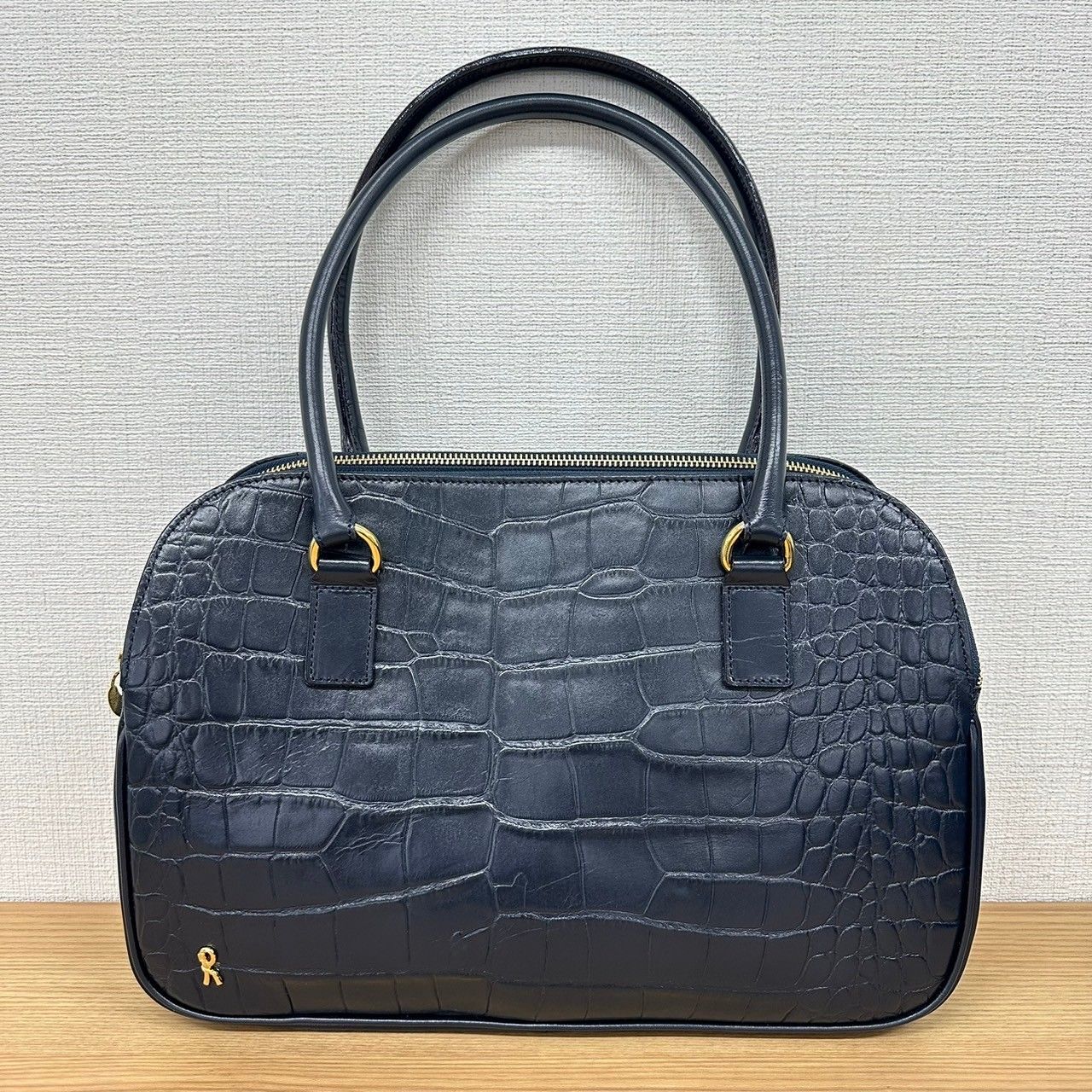 mana　ロベルタ ディ カメリーノクロコダイル型押しハンドバッグ ロベルタディカメリーノ クロコ型押し レザーハンドバッグ グリーン