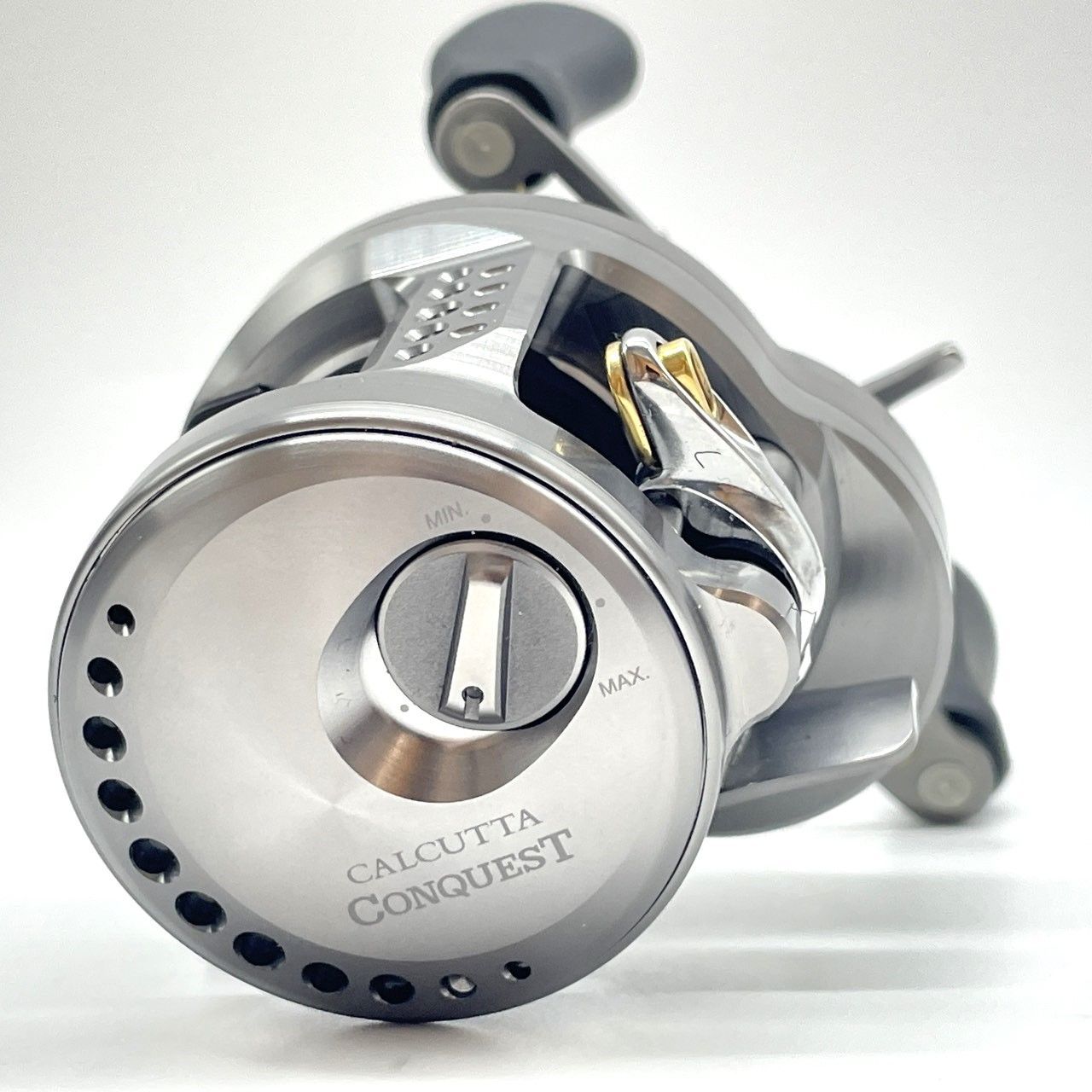 SHIMANO シマノ カルカッタコンクエスト BFS XG LEFT 045713 ベイトリール 左ハンドル 006300