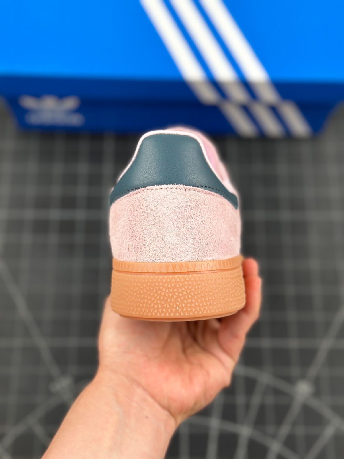 新品　Adidas アディダス Handball Spezial ハンドボールスペツィアル ピンク