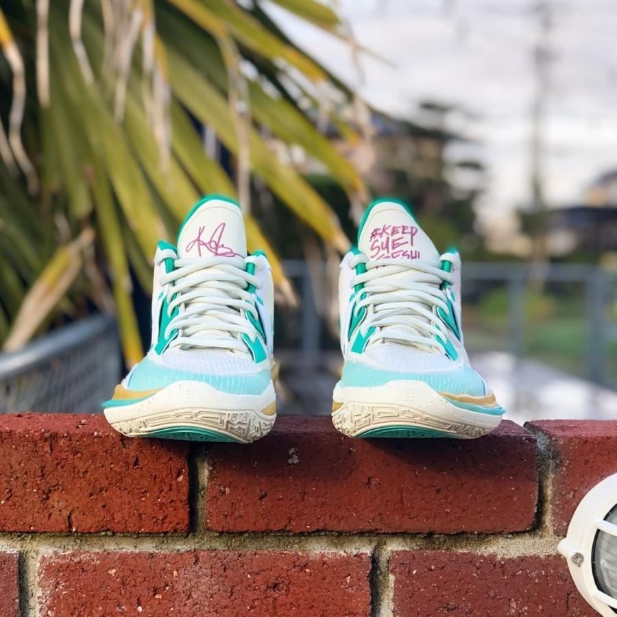 NIKE - バッシュ カイリー インフィニティGS ジュニアレディース カイリー ナイキ キッズ インフィニティ バッシュ Nike Kyrie