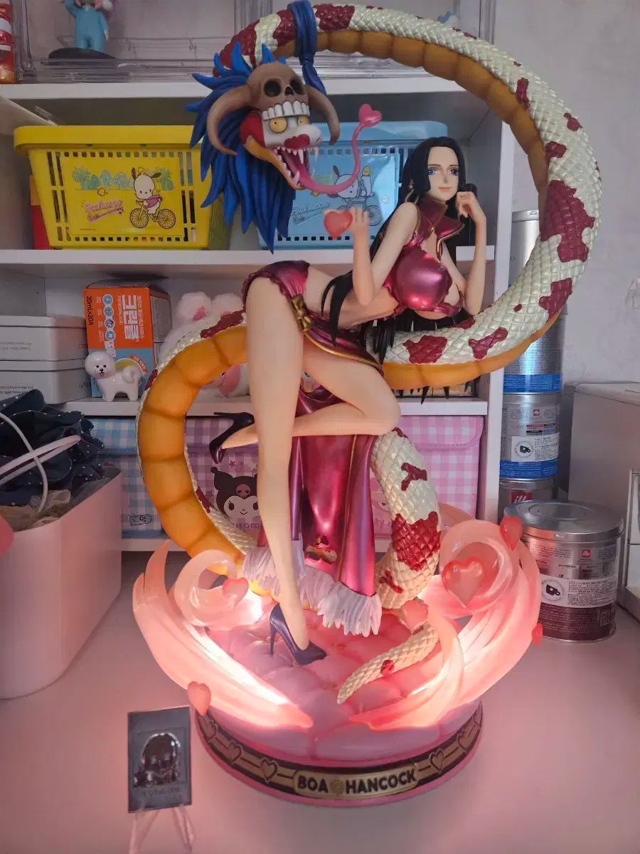 ONE PIECE（ワンピース） F3 ボア・ハンコック 1 ／ 4 レジン