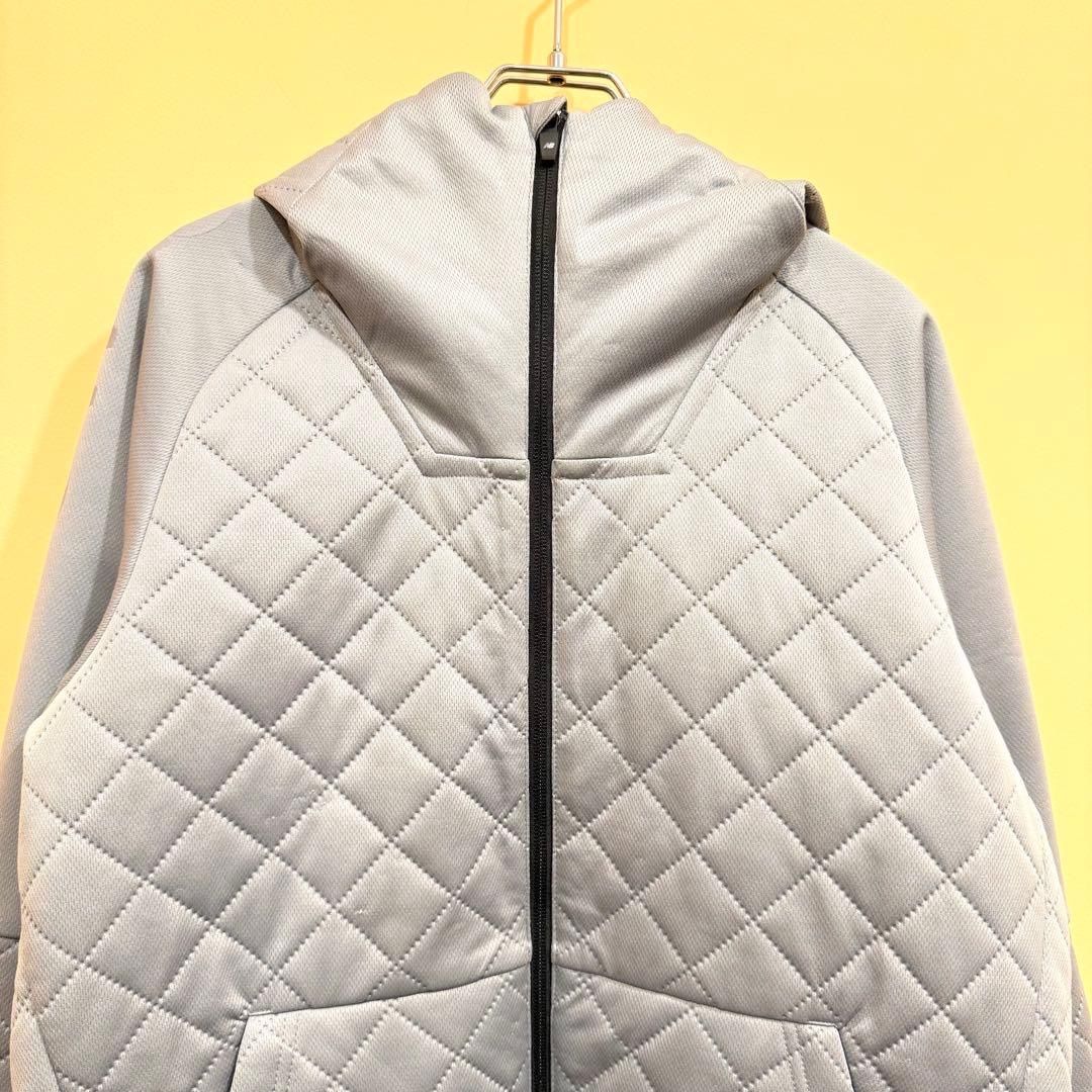 New Balance golf(ニューバランスゴルフ)中綿ベスト　ロゴ総柄 New Balance golf(ニューバランスゴルフ)中綿ベスト ロゴ総柄 New