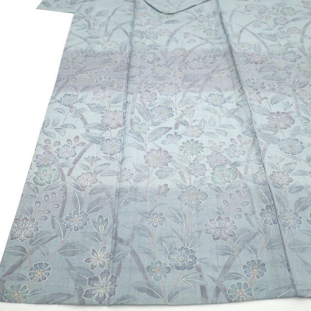 着物　【新品未使用】　花柄　しょうざん　貝紫染生紬 着物 花柄 しょうざん 貝紫染生紬