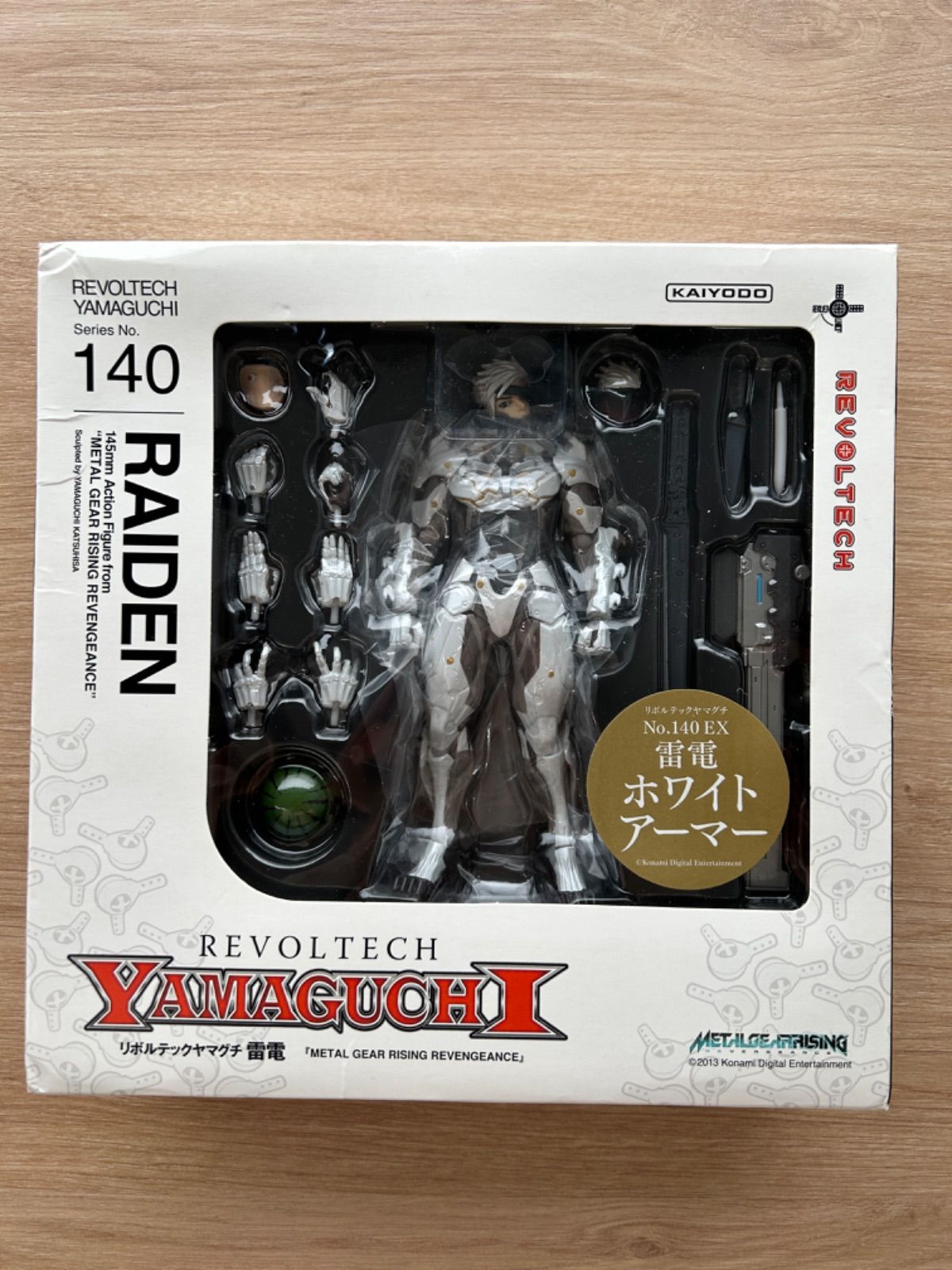 【未開封】リボルテックヤマグチ No.140EX 雷電　ホワイトアーマー Amazon.co.jp: リボルテックヤマグチNO.140EX 雷電 ホワイト
