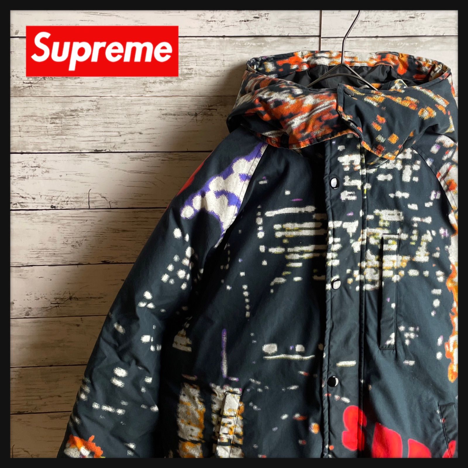 02795【美品】シュプリーム / Supreme総柄 ビッグロゴ パフィー ダウンジャケット