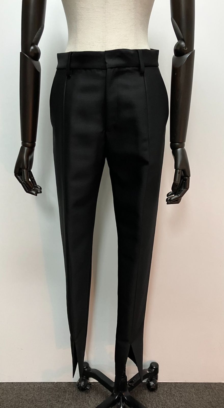 Pants テーパード