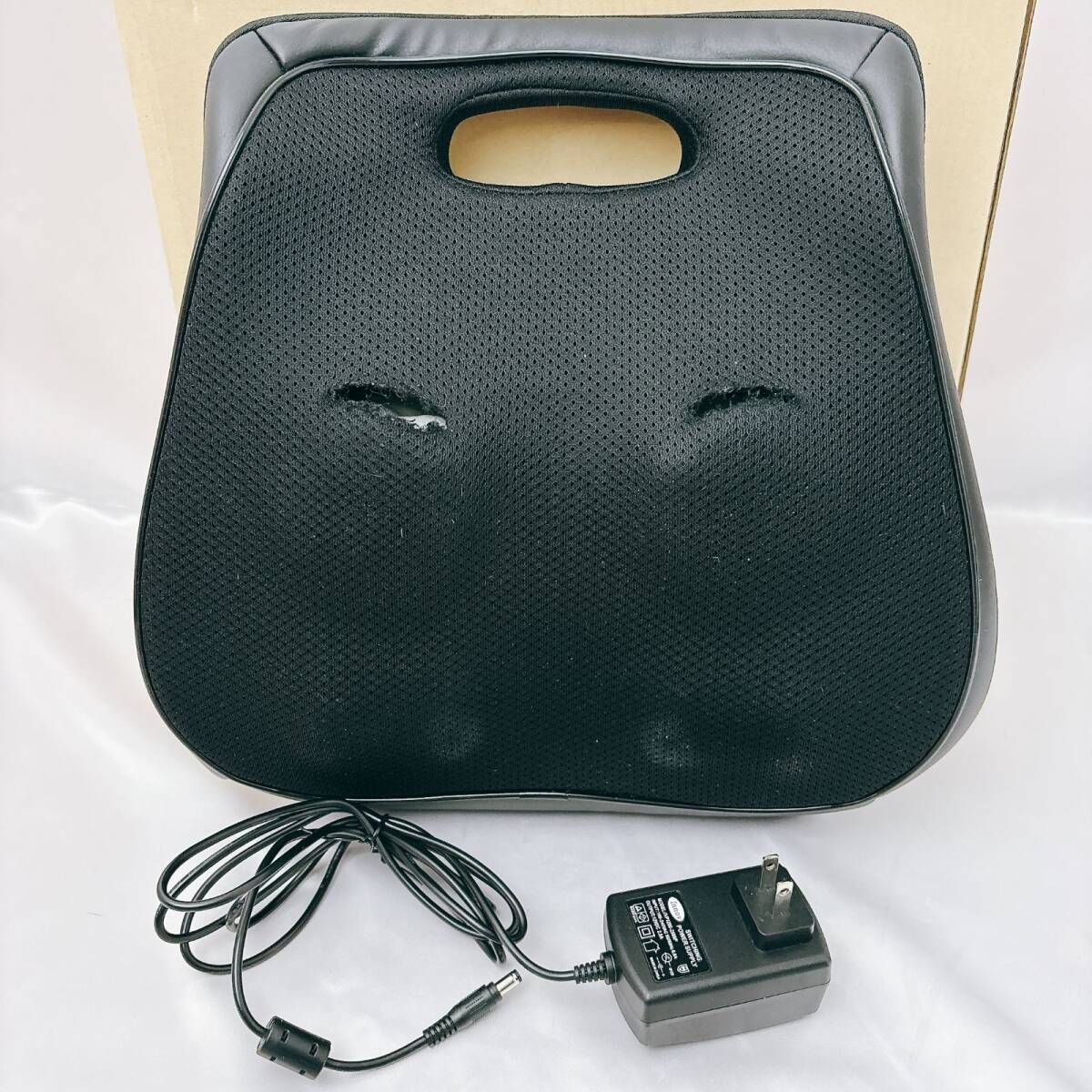 医療機器 マッサージ クッション 腰 HOGXIA ホグシア EMK-136D