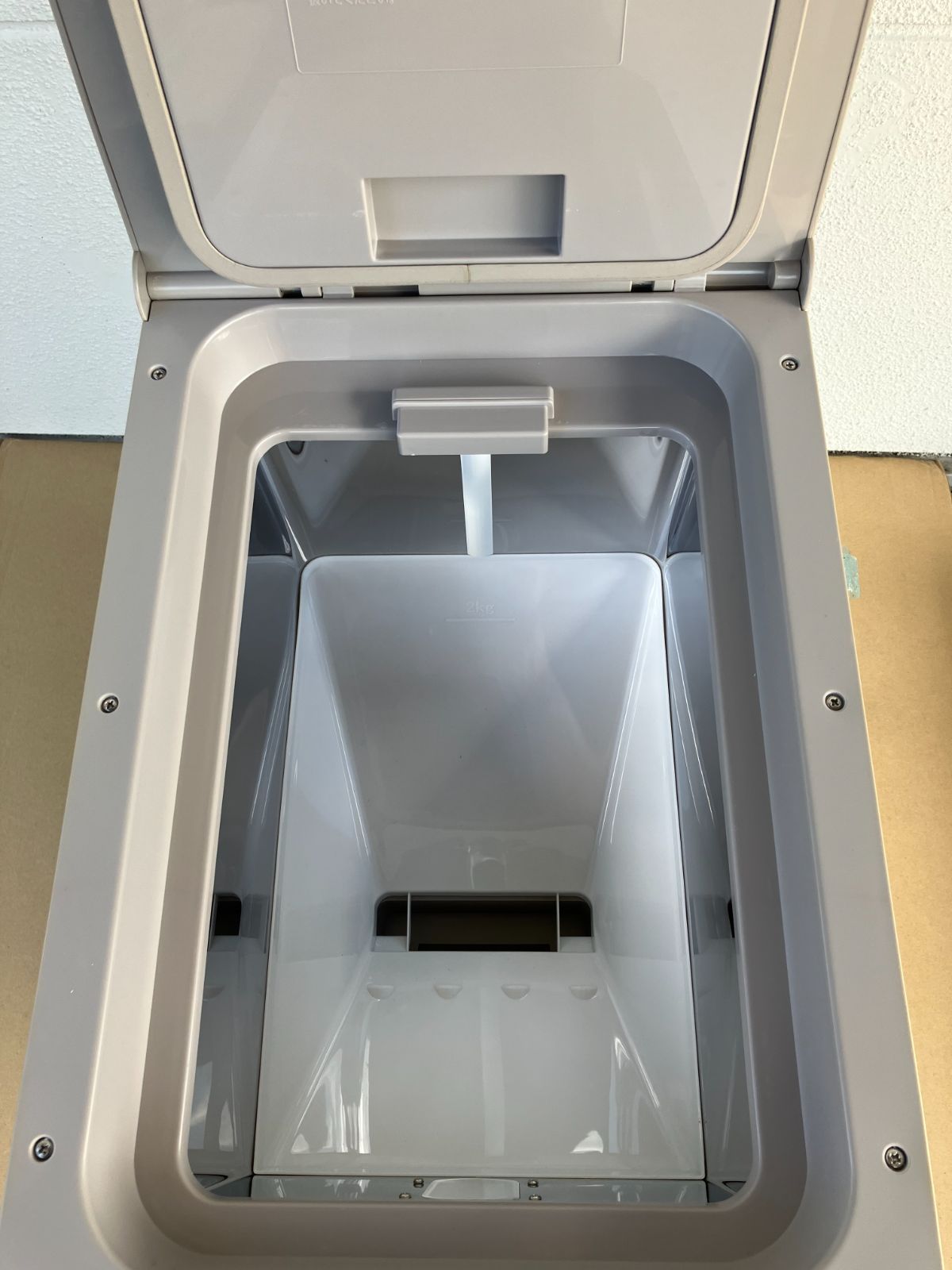 1台のみ 米びつクーラーAYR-12