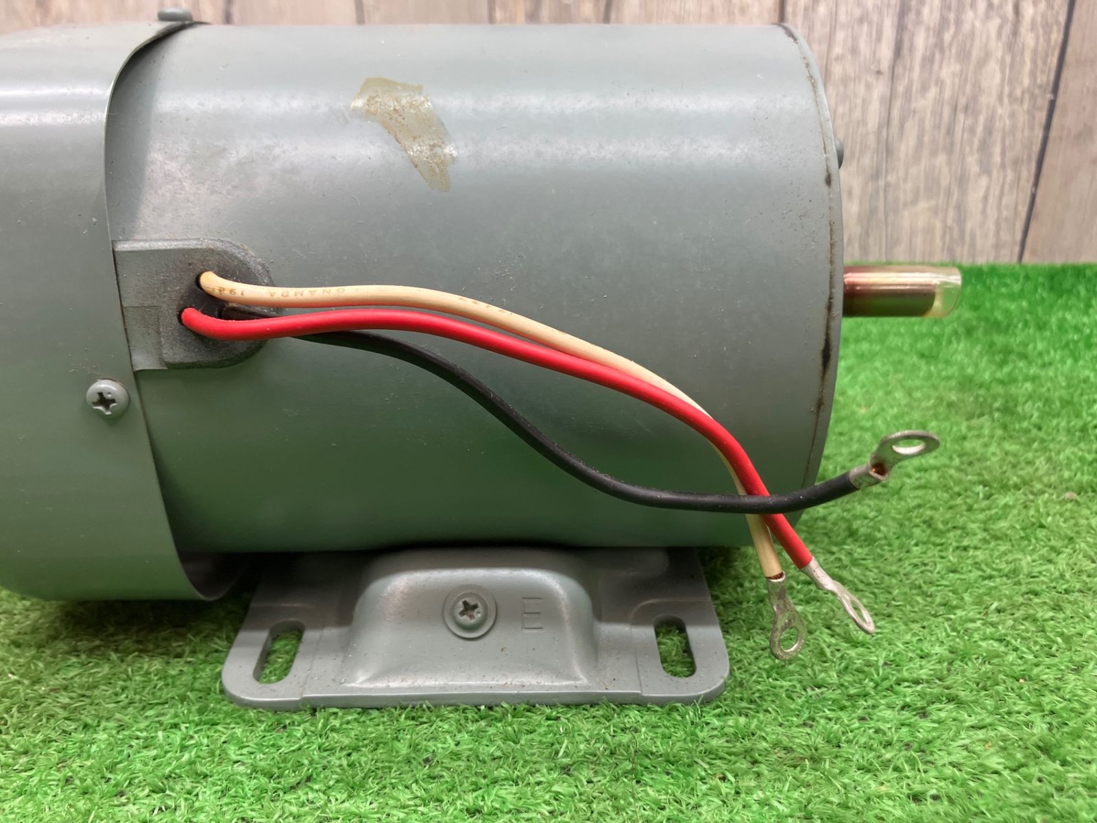 東芝三相 200V モーター 0.75kw 4P中古品 モーター 三菱 東芝 東芝 