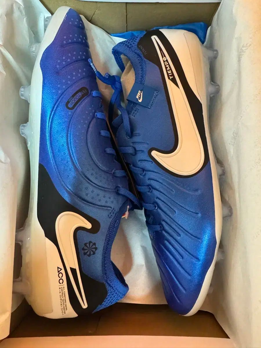 ティエンポ レジェンド 10 エリート AG 人工芝 25 試し履き程度 NIKE