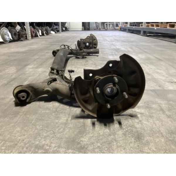 スイフト ZD72S リアアクスルビーム XL 4WD 46500-71L61 ZMT