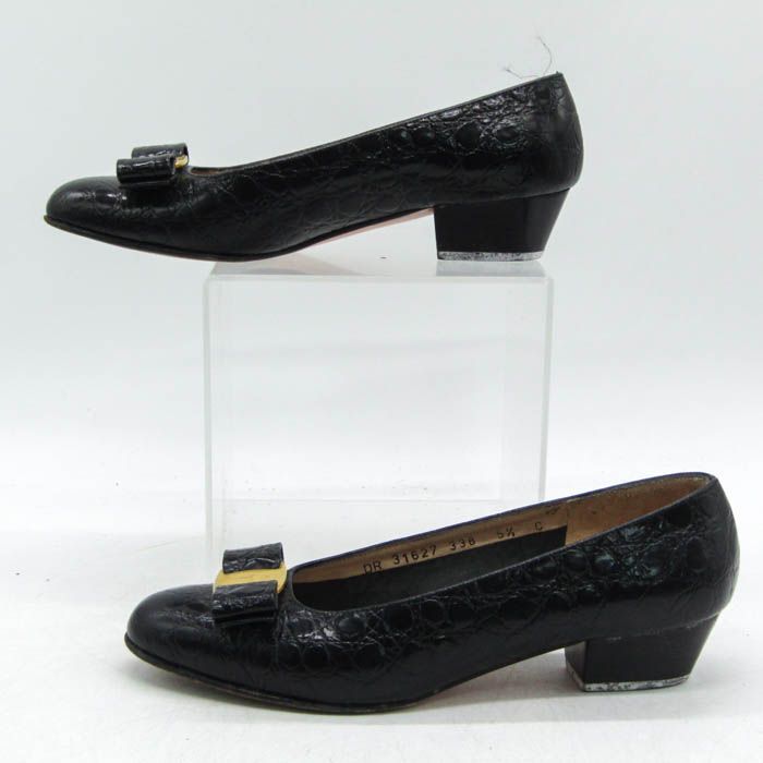 フェラガモ パンプス ヴァラリボン ブランド 靴 シューズ イタリア製