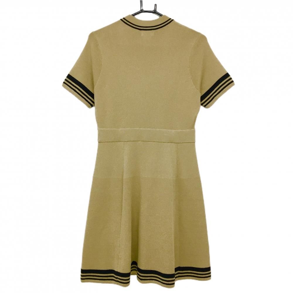 半袖ニットワンピース