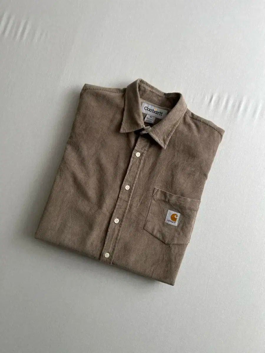 Carhartt(カーハート) コーデュロイ リメイク クリームブラウン ワンポケット シャツ