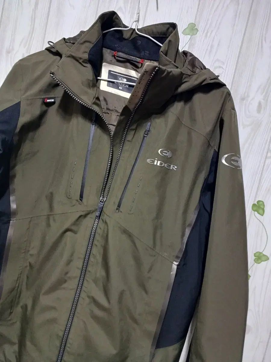 初冬 ゴアテックスハイキングジャケット